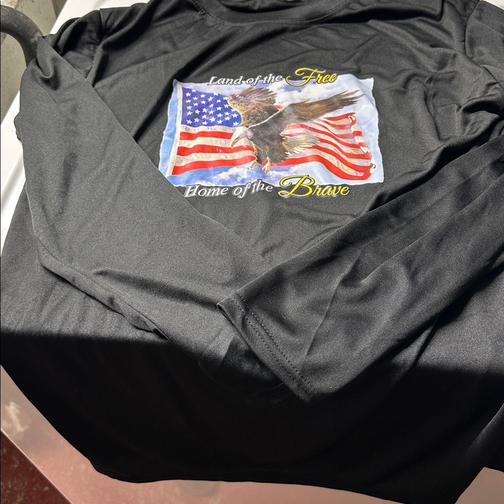 Men’s Quick Dry Patriotic Eagle Graphic T-Shirt - Picture 2 of 5
